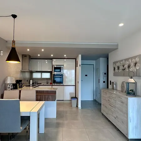 Oasis Relax Апартаменты